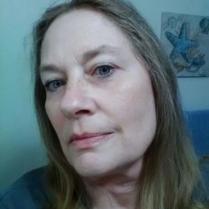 Meet your Posher, Janelle